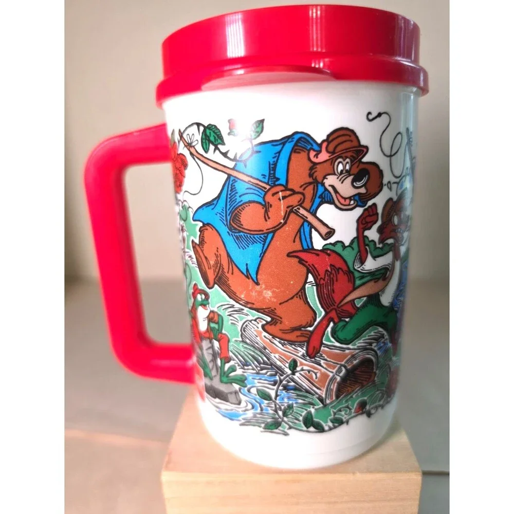 Walt Disney Dixie Landings Resort Plastic Mug Cup w/ Lid Brer Rabbit Splash Mt